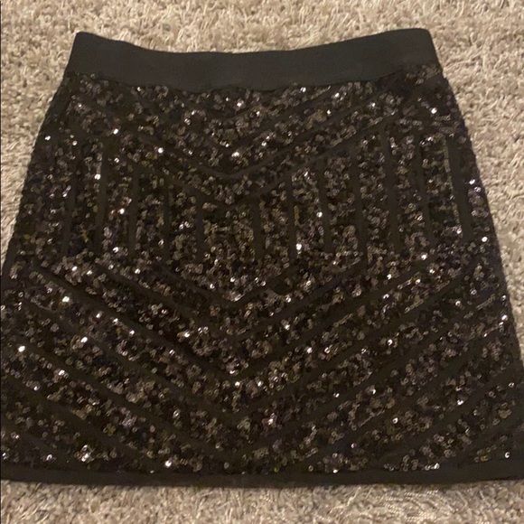 Sequin skirt - Picture 2 of 3